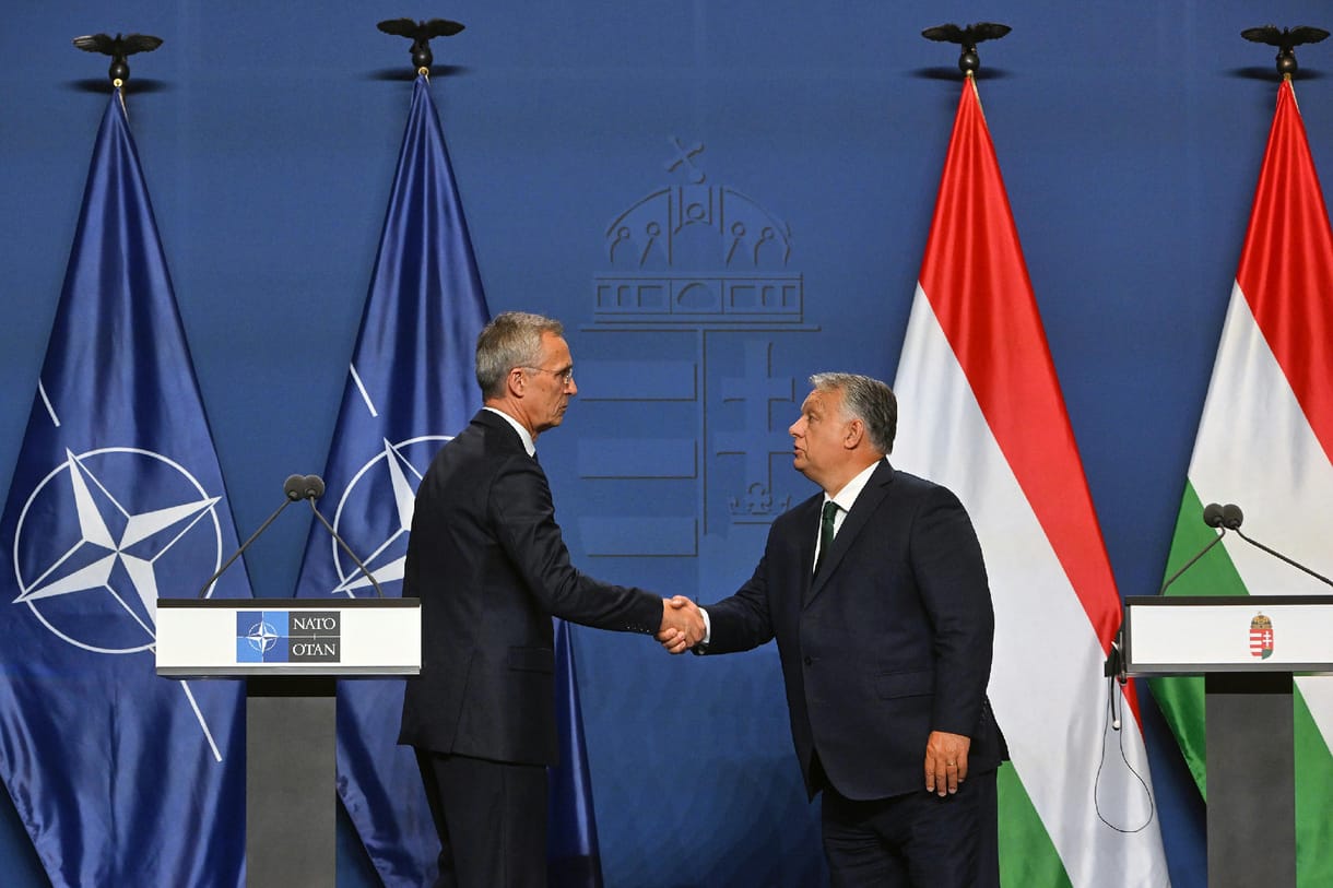 Orbán győzelemként adhatja el, hogy kiegyezett a NATO-főtitkárral, pedig ezzel megszegi az ígéretét