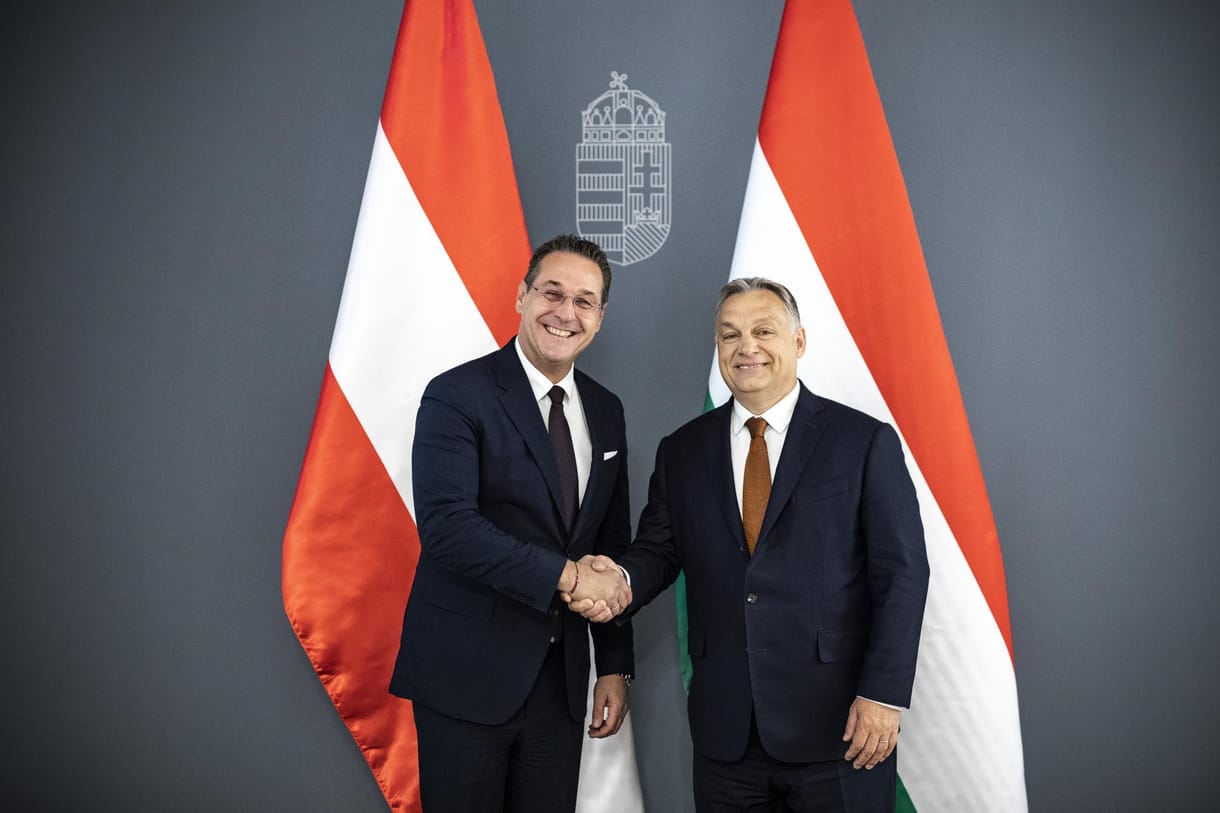 Nemrég még Orbánnal együtt akarta vezetni Európát a bukott osztrák alkancellár