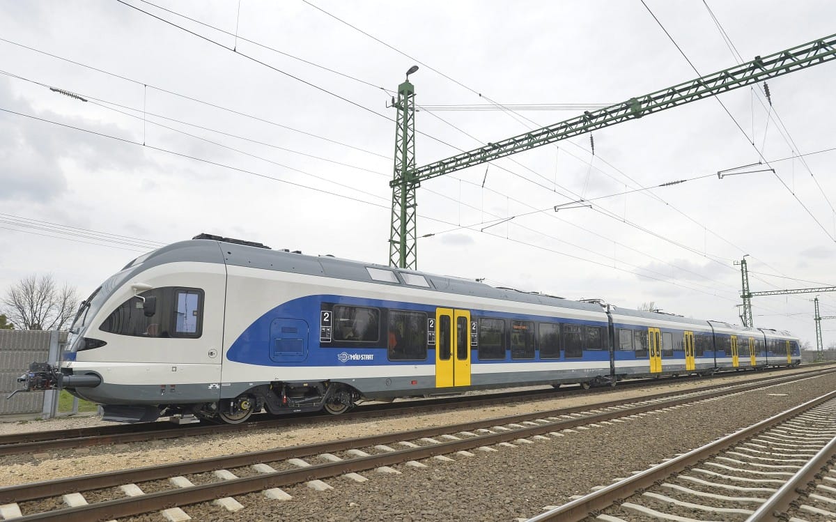Megjöttek az újabb Flirt motorvonatok a MÁV-Starthoz
