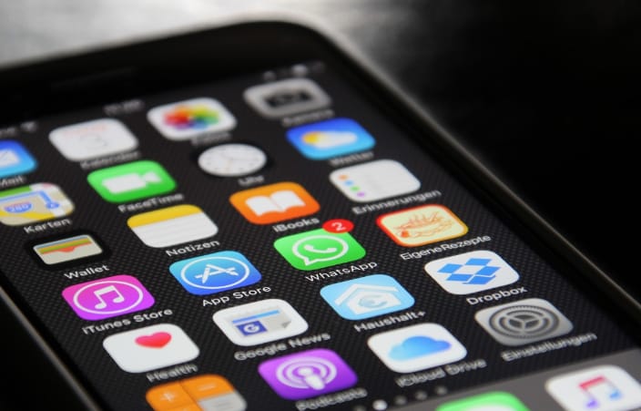 Hatalmasat bakizott a Samsung: egy iPhone-ról reklámozták az új mobiljukat