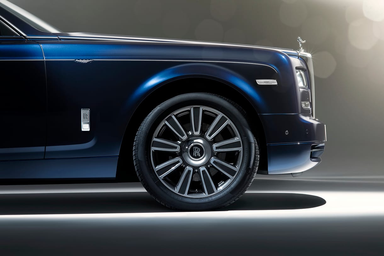 Ebből a Rolls-Royce-ból a szupergazdagoknak is csak 25 darab jut