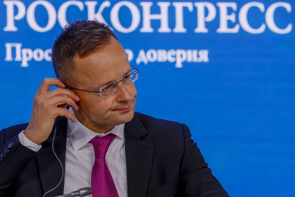 Az európai gázhelyzet jó, Szijjártó Péter Moszkvában retteg és üzletel