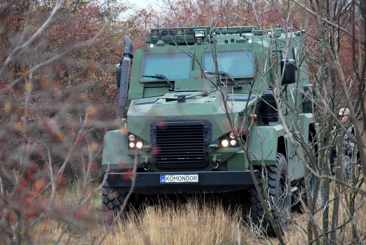 Körbeszimatoltuk a 13 tonnás magyar harci Komondort