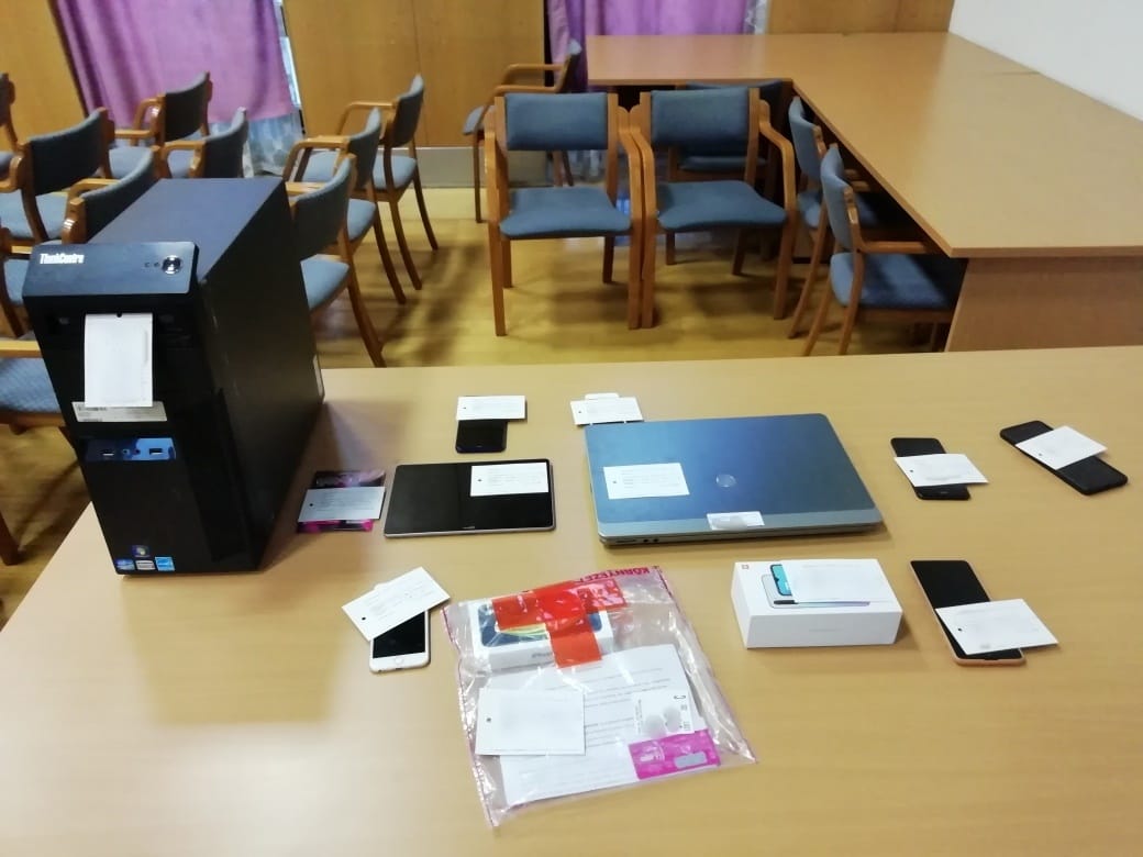 Csúcskategóriás mobilokkal csalt egy férfi Budapesten