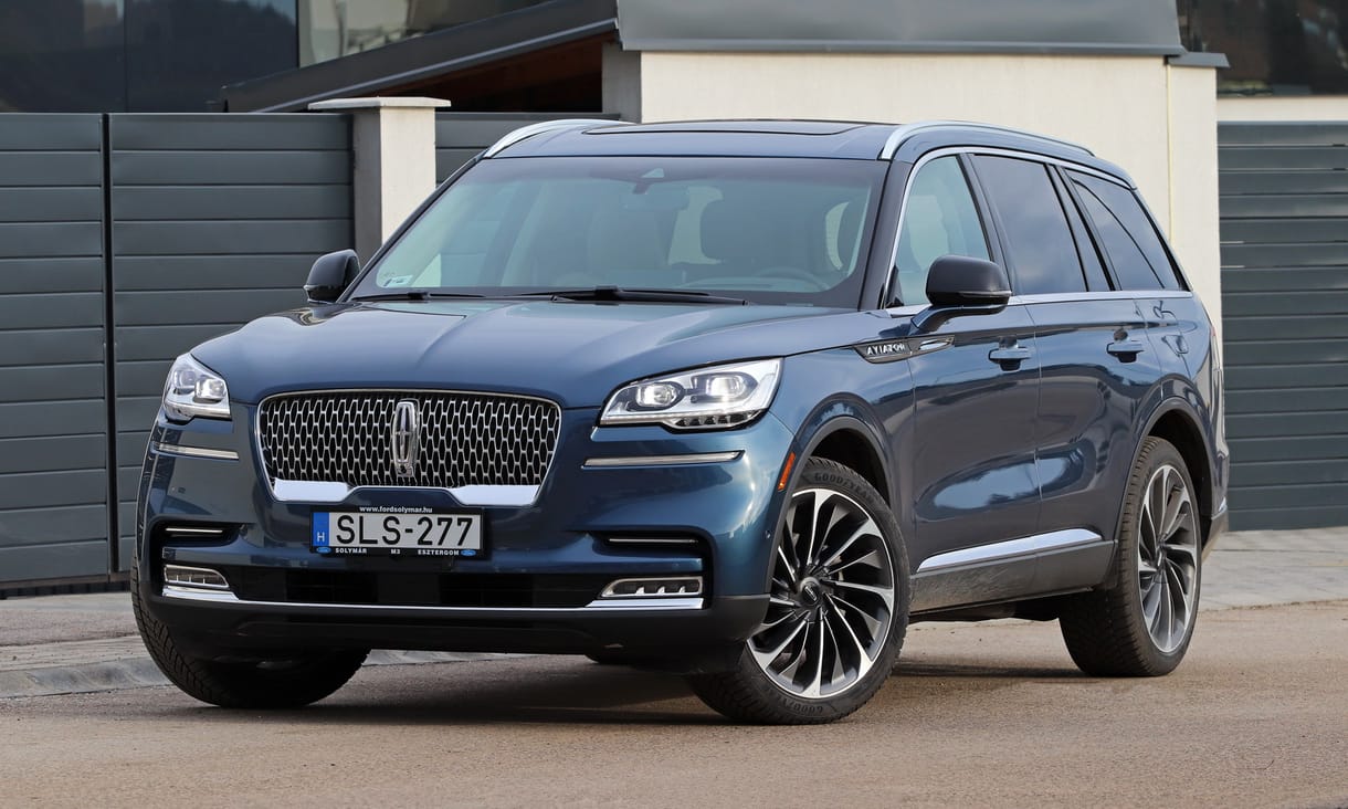 Elnöki ügy: teszten az új Lincoln Aviator