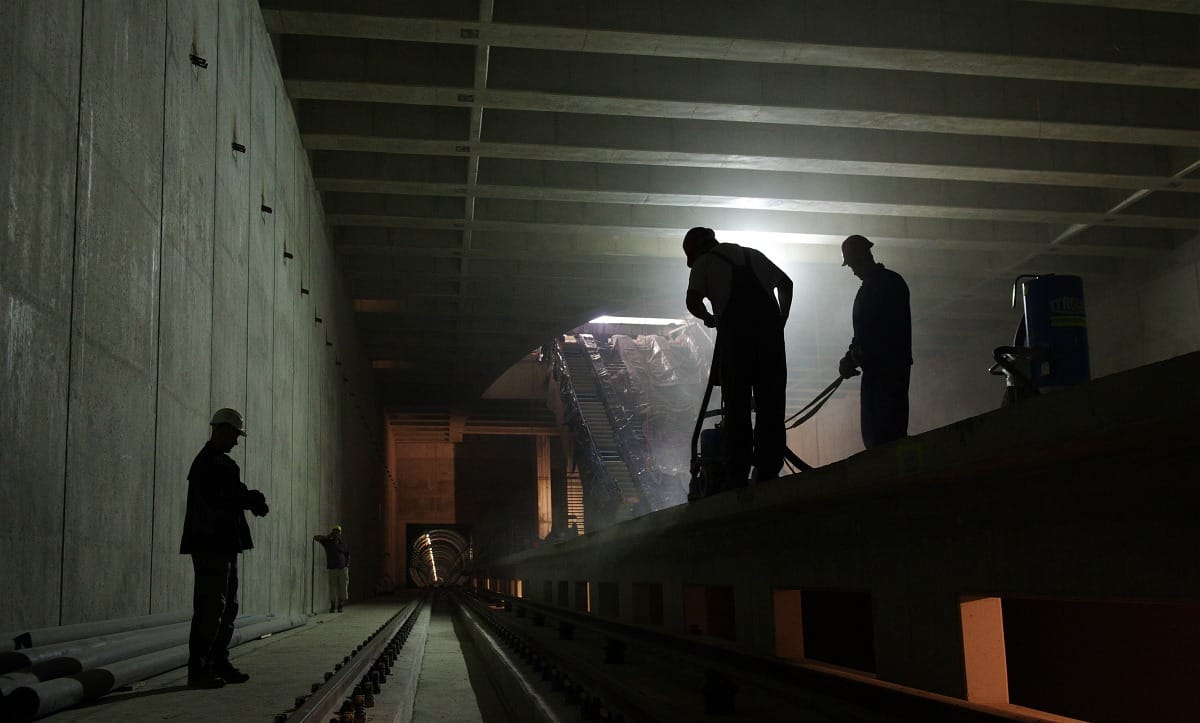 Havonta tízmilliókat bukik a BKV a 4-es metrón