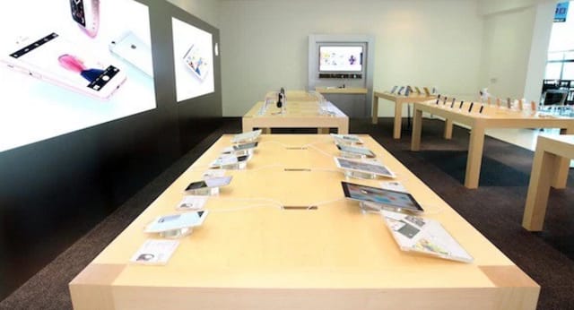 Újabb „világ legnagyobb...” boltot nyitott az Apple