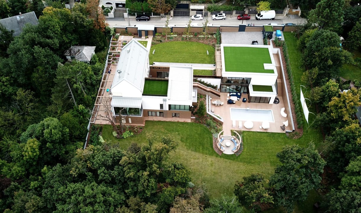 A Fővárosi Főügyészség vizsgálhatja a Rogán–Bessenyei–villa transzformátorának ügyét