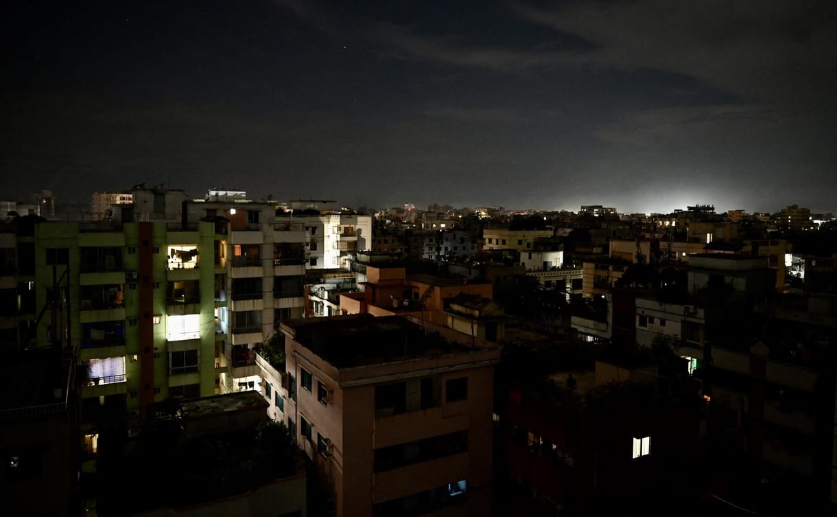 130 millió ember maradt áram nélkül Bangladesben