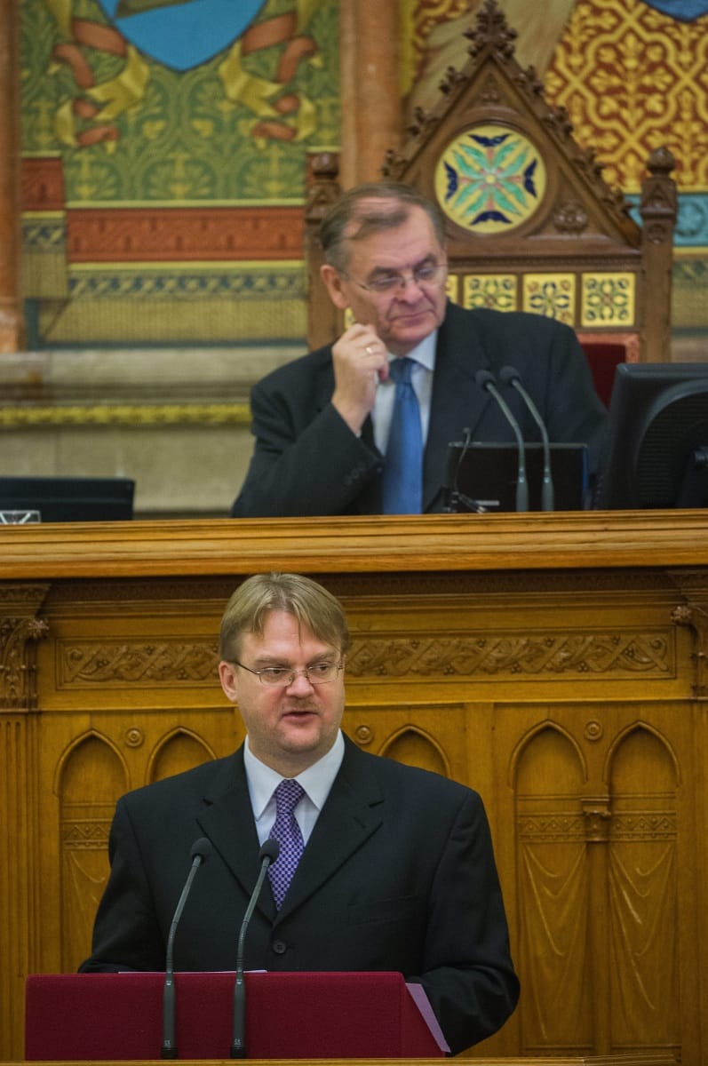 Répássy: Újra beindul a törvénymódosítási nagyüzem 
