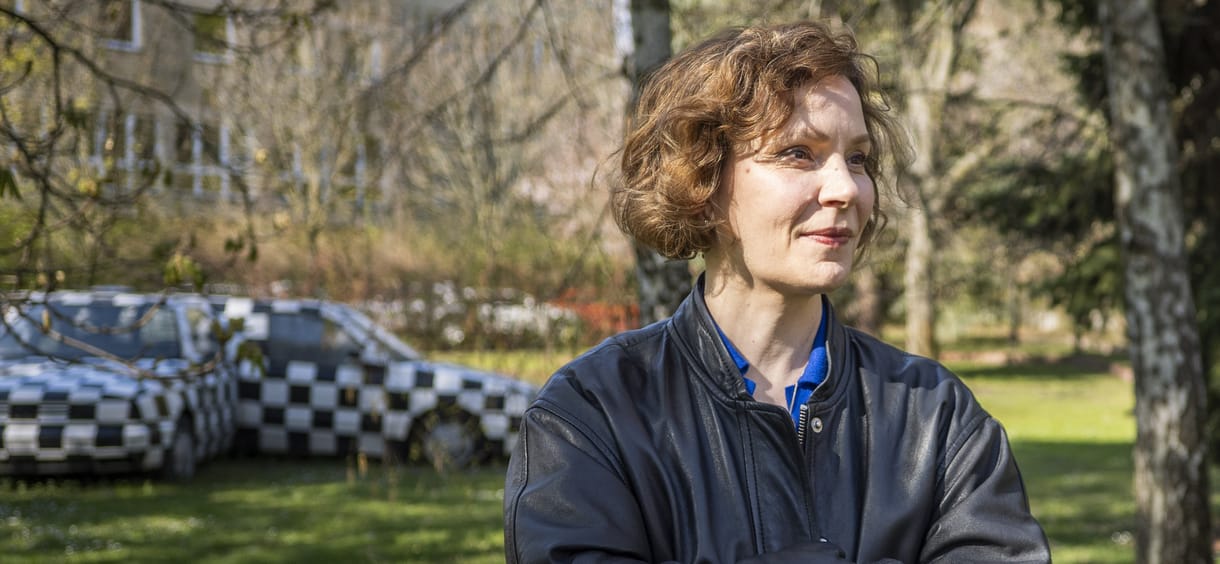 Természeti csapás, hogy Rákay Philip vagy Dobó Kata kap milliárdokat filmkészítésre – a Hunyadi FUCK NER-pólós forgatókönyvírója, Ruttkay Zsófia a Fülke Extrában