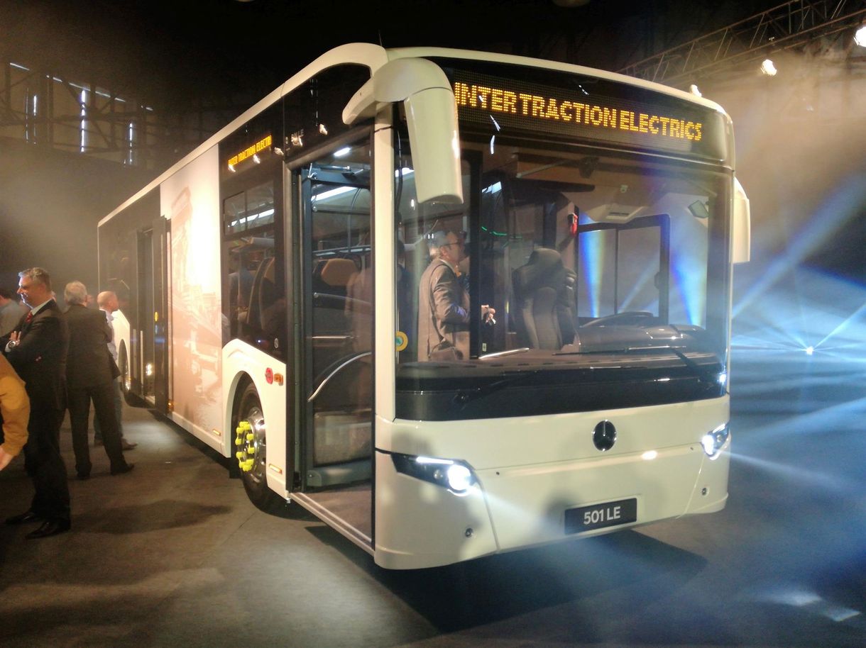 Mutatjuk az új magyar Mercedes buszt, bemutatjuk a gyártóját is