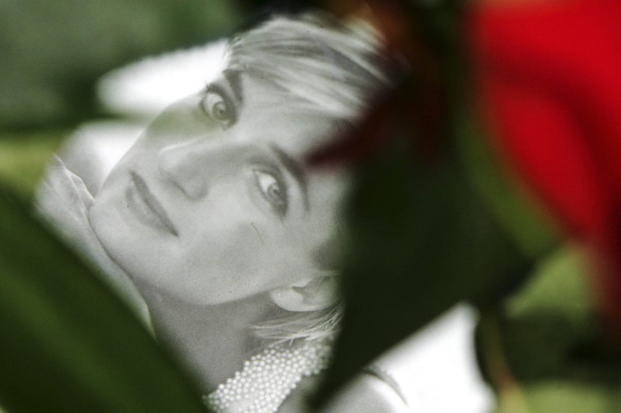 Lehetne-e még ennél is meztelenebb Diana?