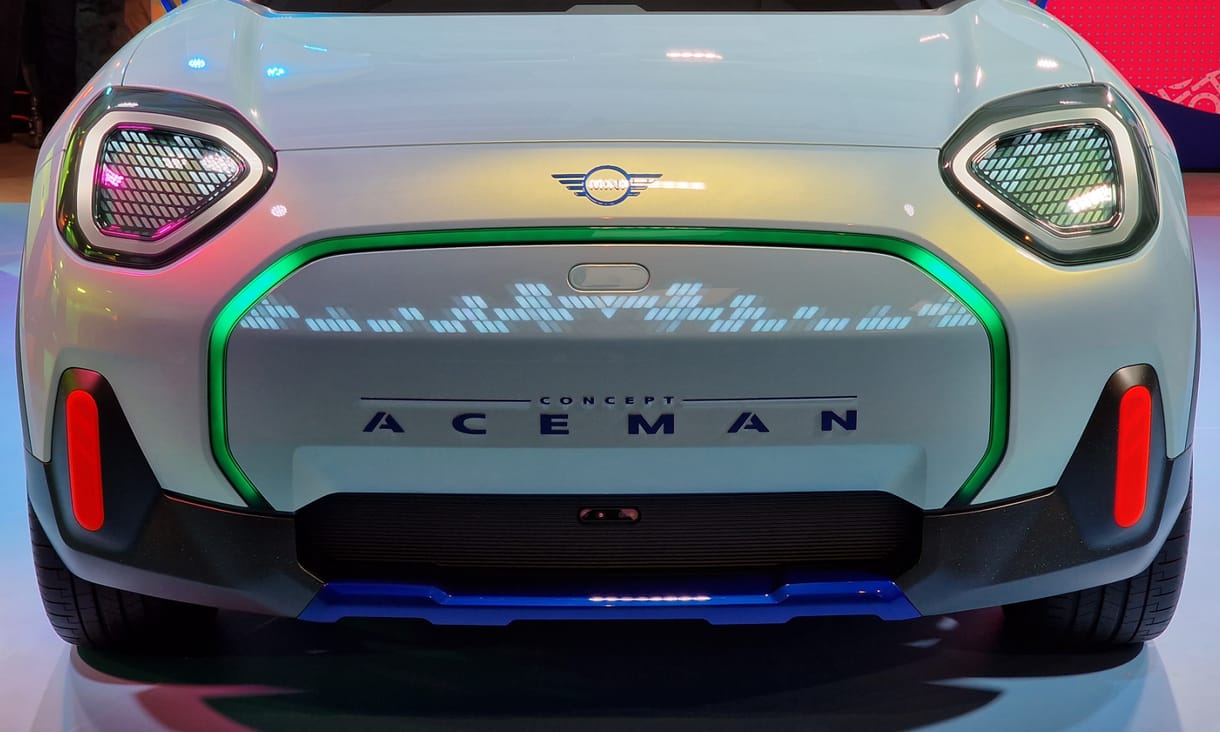 A jövő Minije: megnéztük az Androidot futtató futurisztikus Mini Aceman villanyautót 
