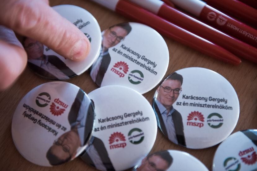 Az MSZP-nek szoknia kell új identitását, miközben politikusaik a DK felé szivárognak