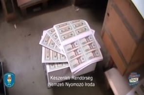 Dollárt hamisítottak a miskolci nyomdában működtetett pénzgyárban - videó