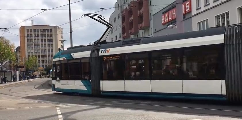 Ingyenessé tennék a tömegközlekedést Németországban?