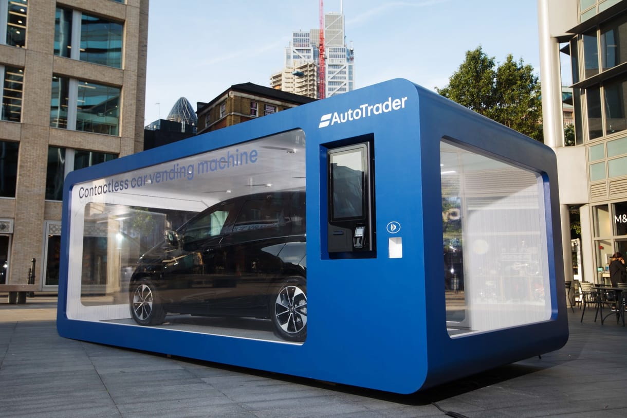 Autóautomatát tesztel egy brit kereskedő