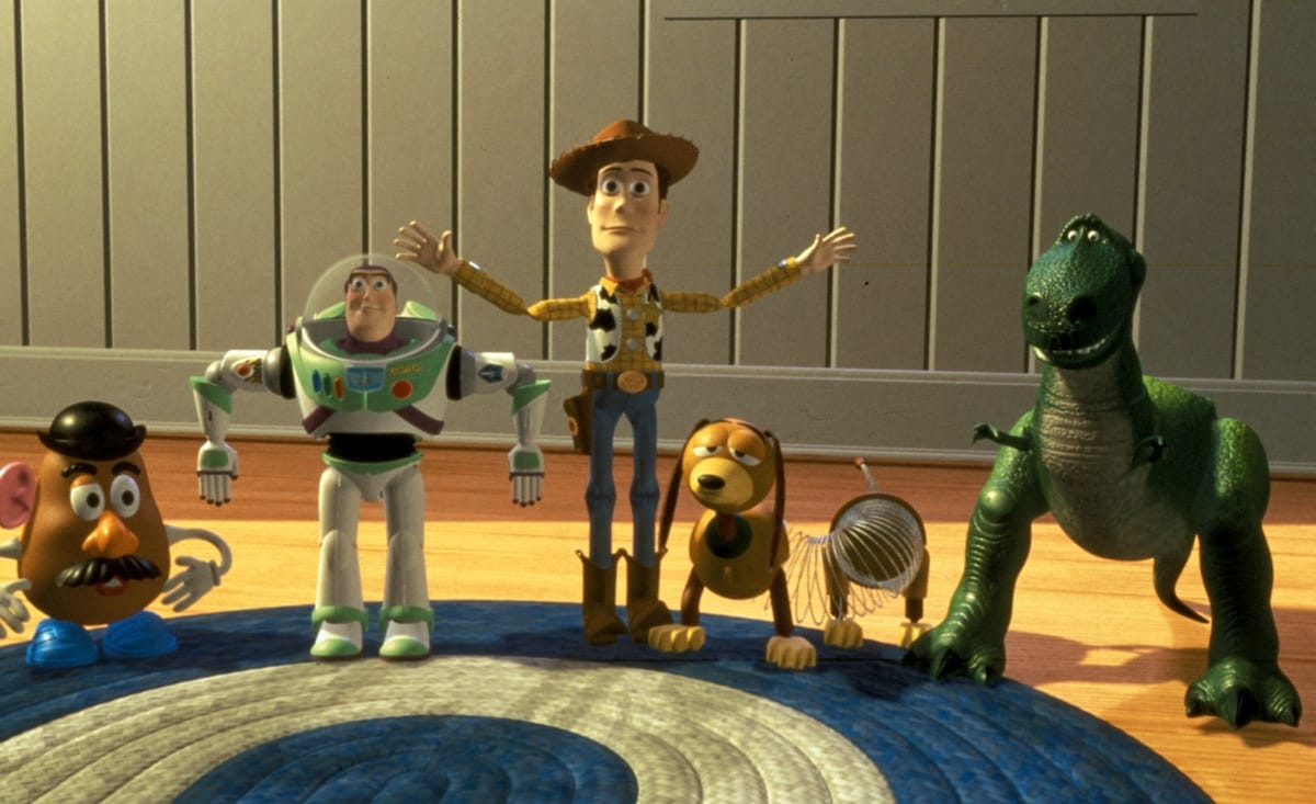 Cenzúrázták, de végül mégis lesz leszbikus csók a Toy Story-előzményfilmben