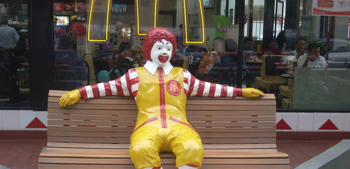 Rájöttek, hogy ijesztő – a McDonald’s nyugdíjba küldi híres bohócát