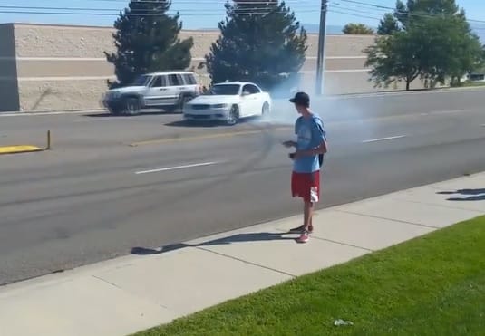 Autóstalálkozó után elég kellemetlen ekkorát bakizni egy BMW M3-mal – videó