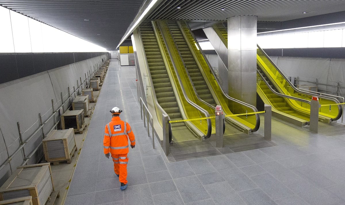 Megvan, kiről nevezik el London új földalatti vasútját - fotók