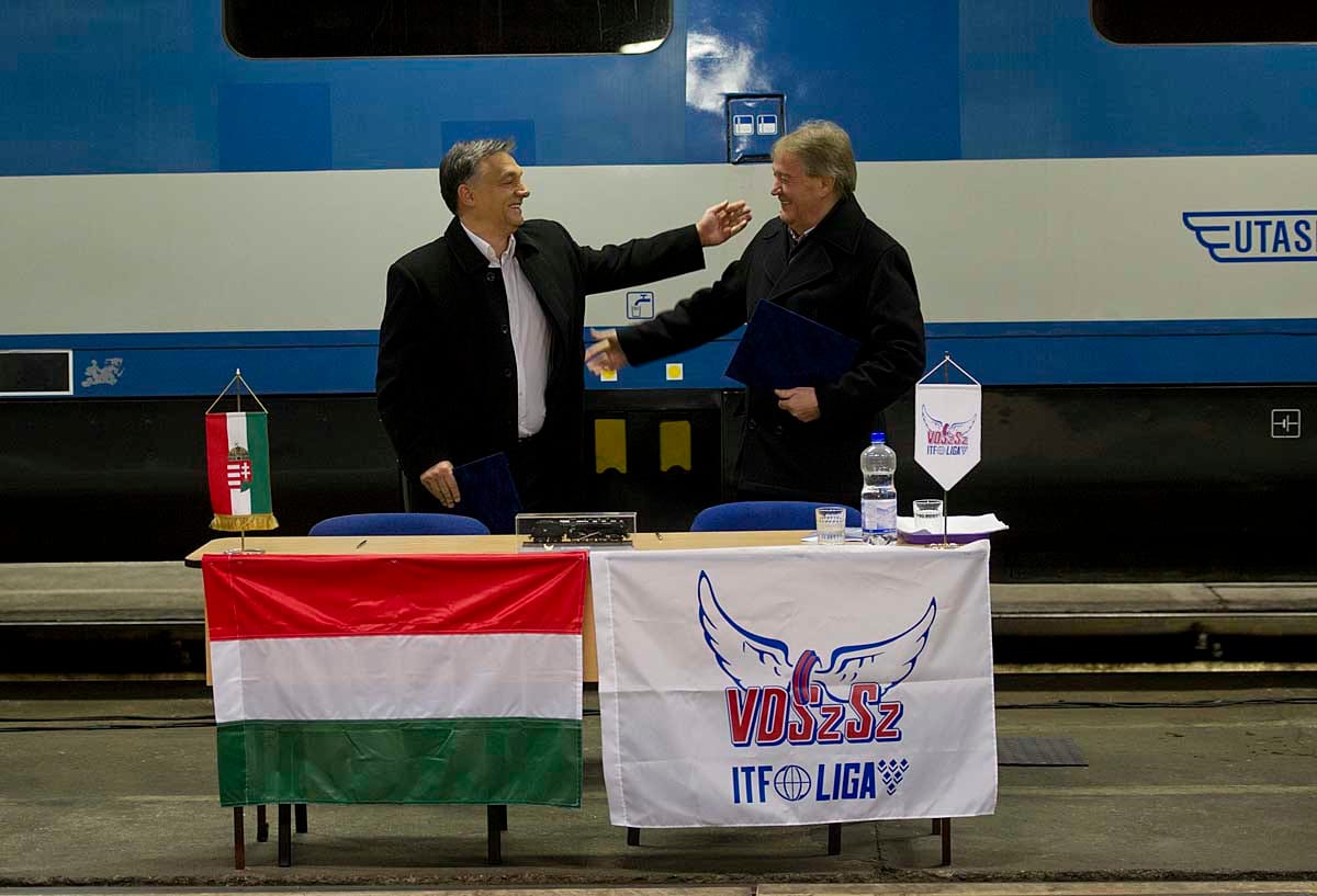 Orbán fizetett: Gaskóék nem akcióznak tovább 