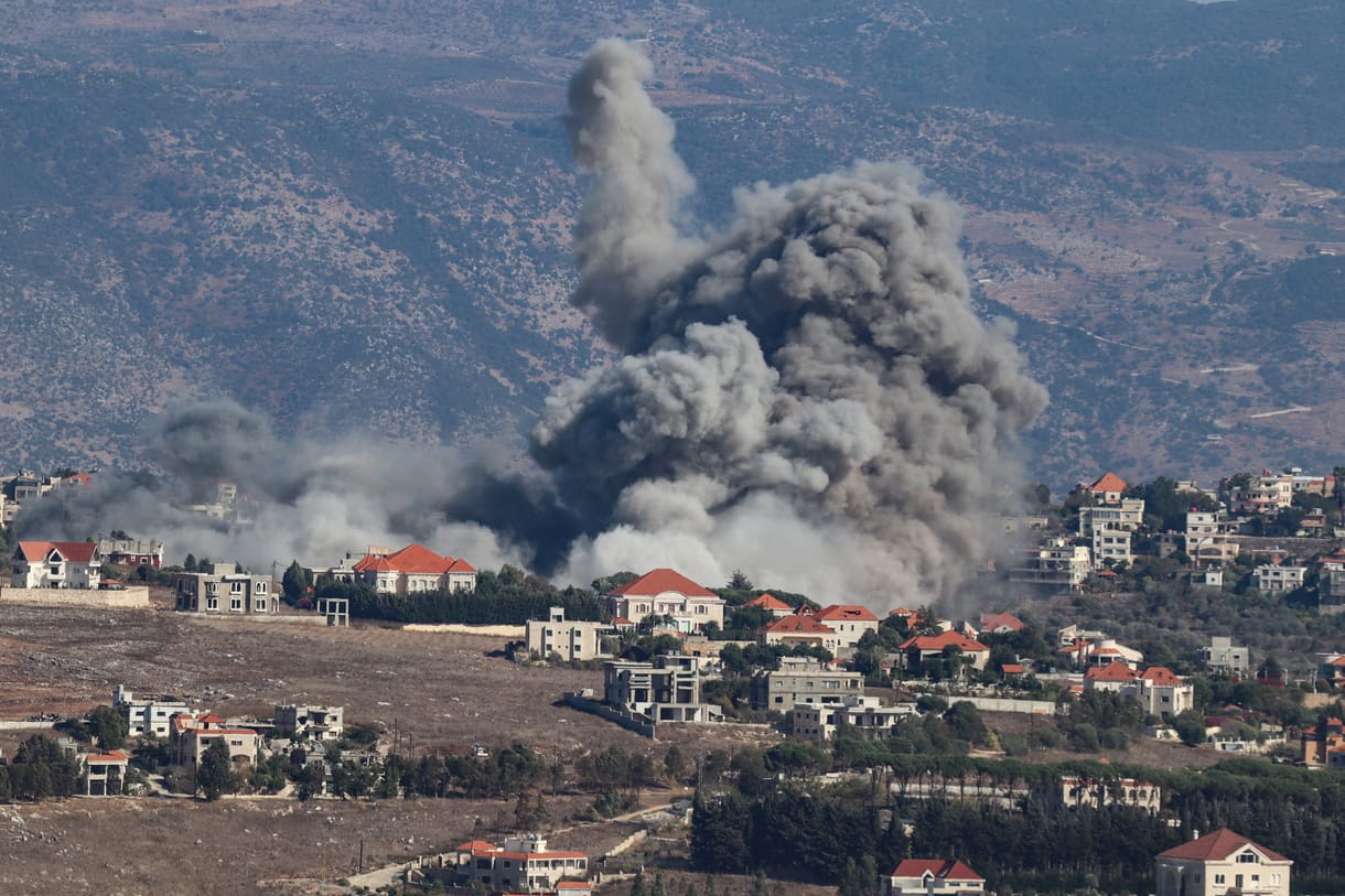 Izrael valóban készül a szárazföldi offenzívára,  súlyos dilemma előtt áll a Hezbollah