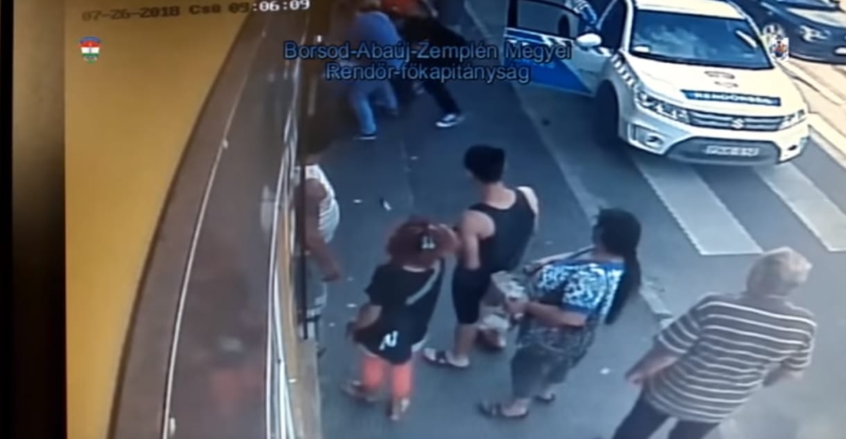 A nyílt utcán próbálta megkéselni élettársát egy miskolci férfi – videó