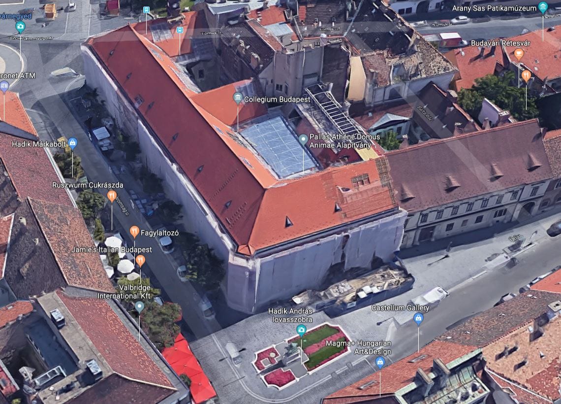 Panelfíling a Várban: utálják Matolcsyék iskoláját a szomszédok