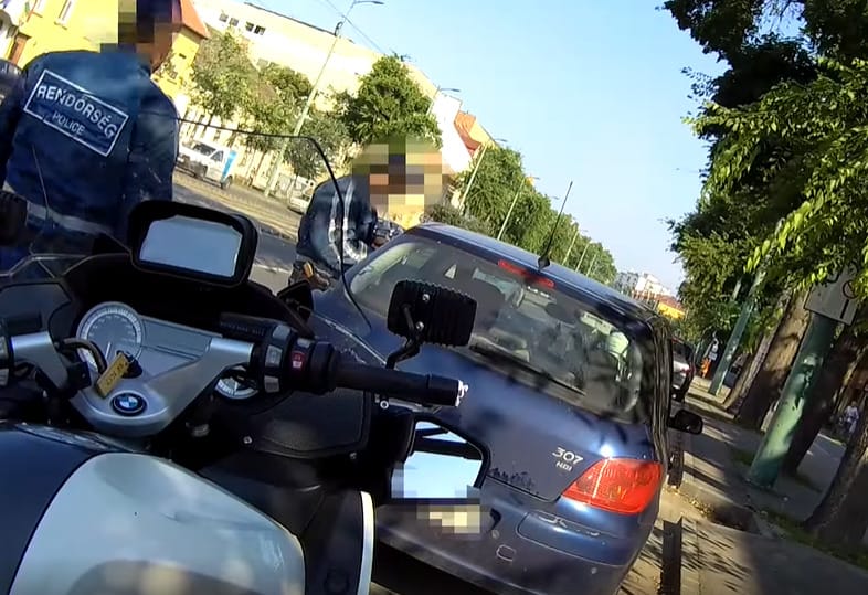 A motoros rendőrök is komoly bírságot szabhatnak ki – videó