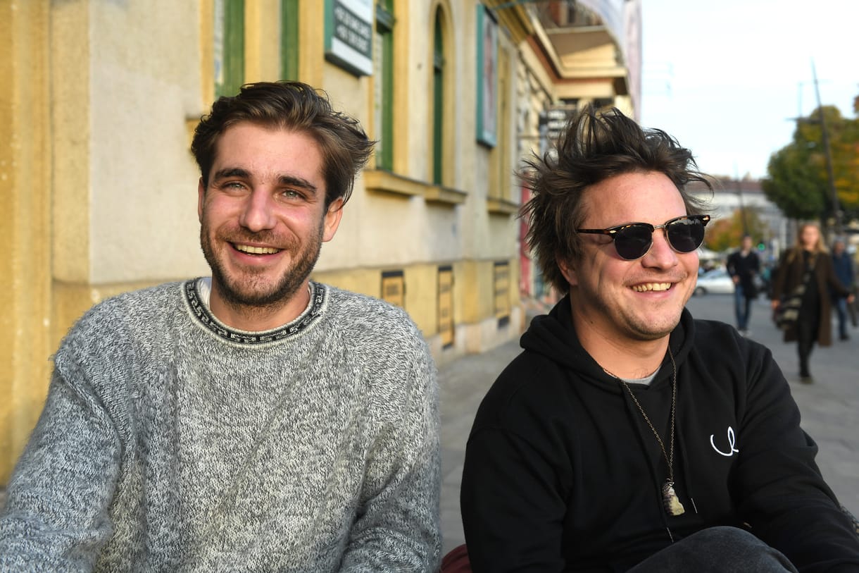Ma már nem visznek el az ÁVO-sok, de azért nem arra számítottak a rendszerváltók, ami most van – Bohemian Betyars lemezpremier