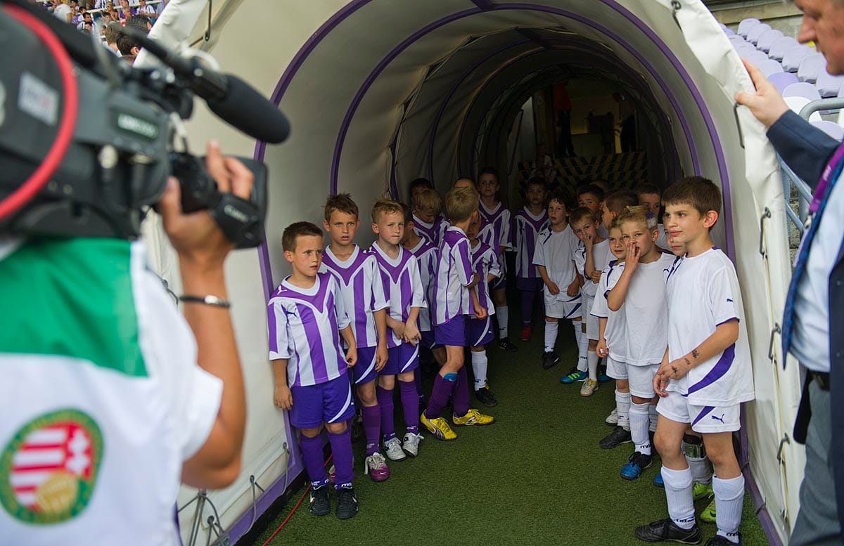 Kovács Zoltán: Aki a saját pénzét hozza, azt üldözik