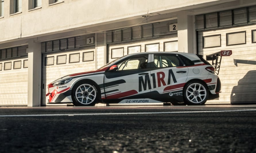 Igazi örömünnep lehet a Hungaroringen: Michelisz saját magyar csapata is indul a WTCR-ben