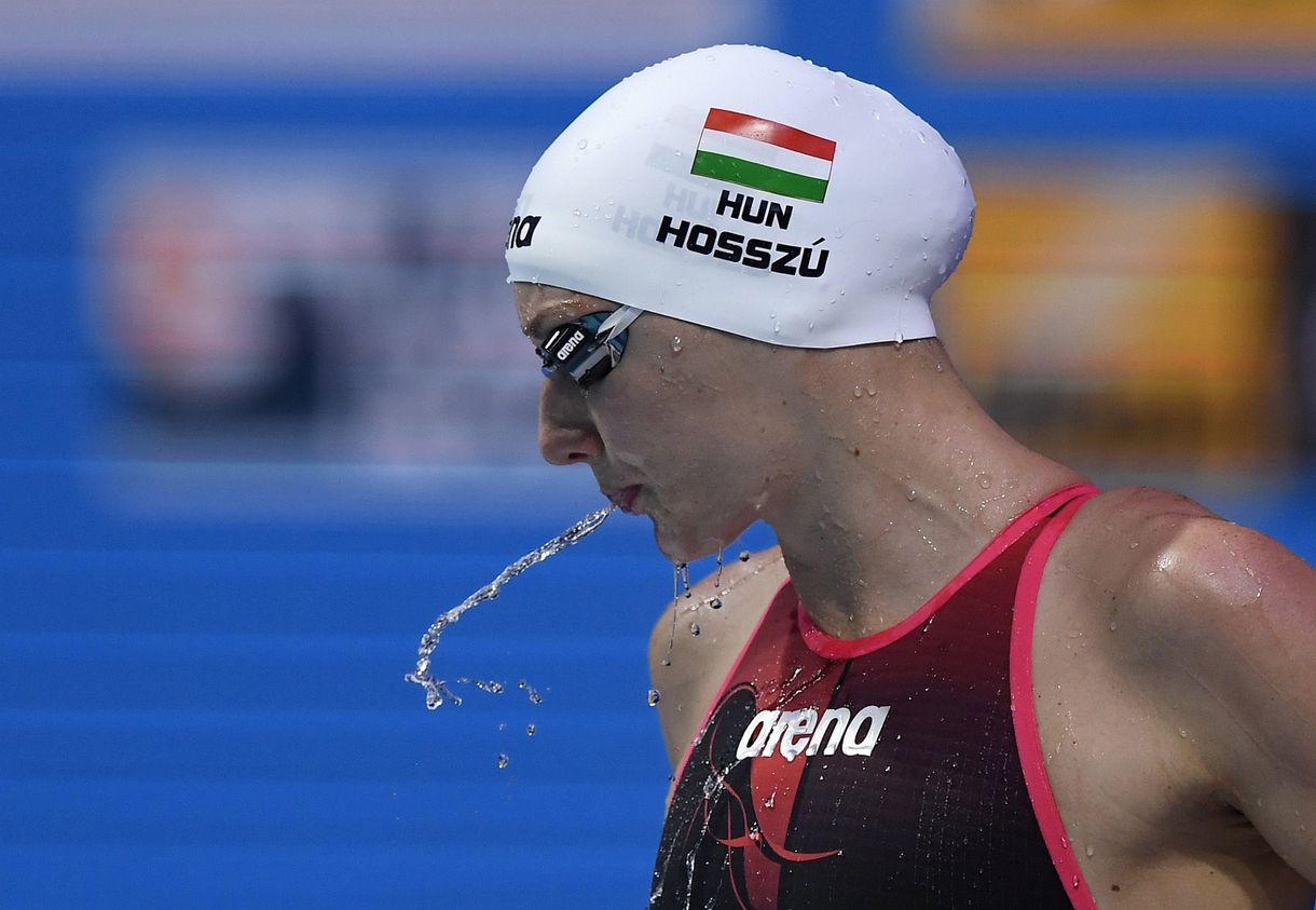 Hosszú Katinka belehányt a medencébe