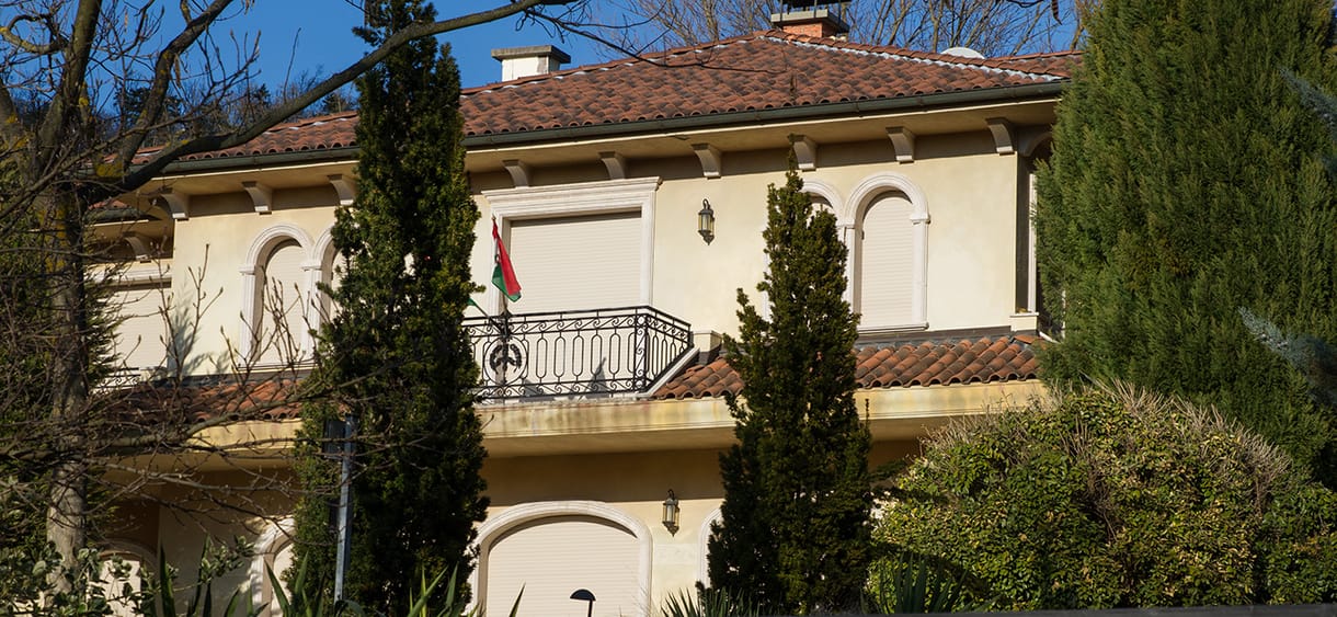 140 milliós villát venne, de veszteséges a cége? Matolcsy fia megmutatta, hogy ez lehetséges