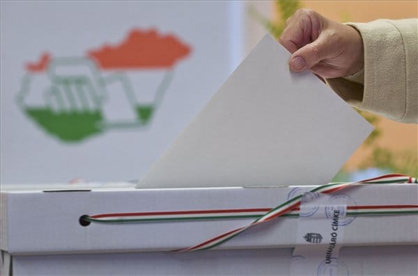 Előzetes regisztráció: megvonják-e Fricz Tamás választójogát?