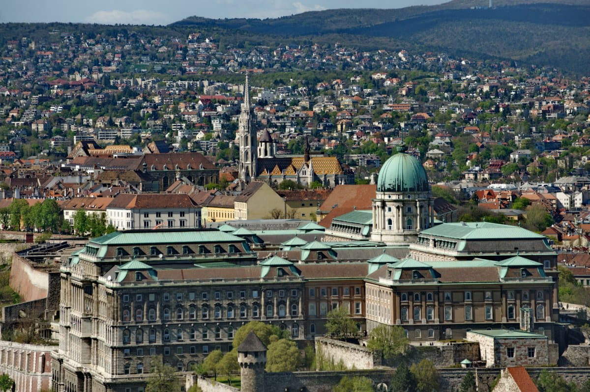 Lassan sorvasztaná el Budapestet a kormány