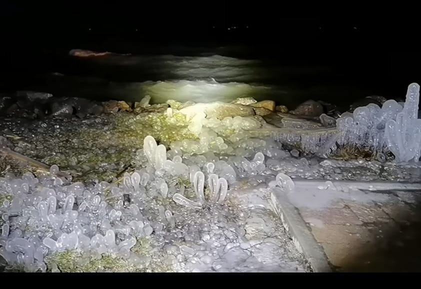 Jég alatt a Balaton déli partja – videó