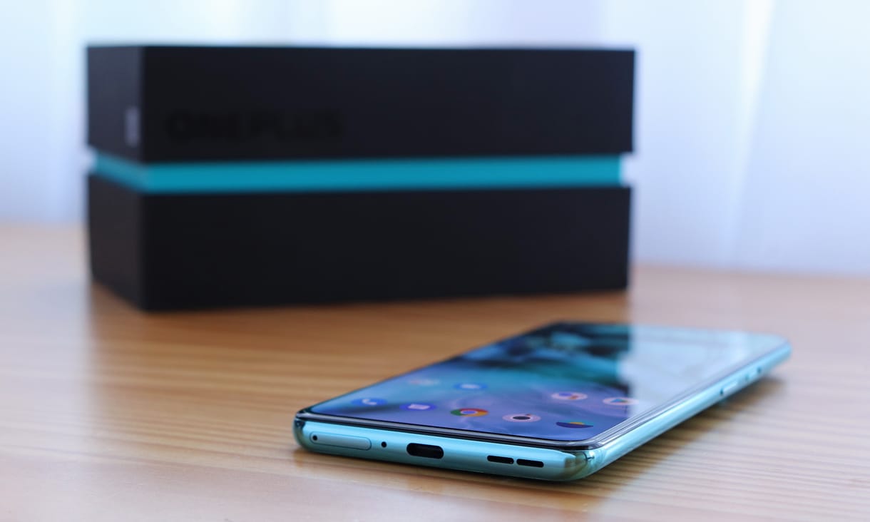 Lemondhat egy jóárasított telefon kiadásáról a OnePlus