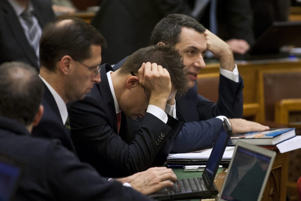 Lázár Jánosnak nem voltak jó hírei a rá várakozókhoz
