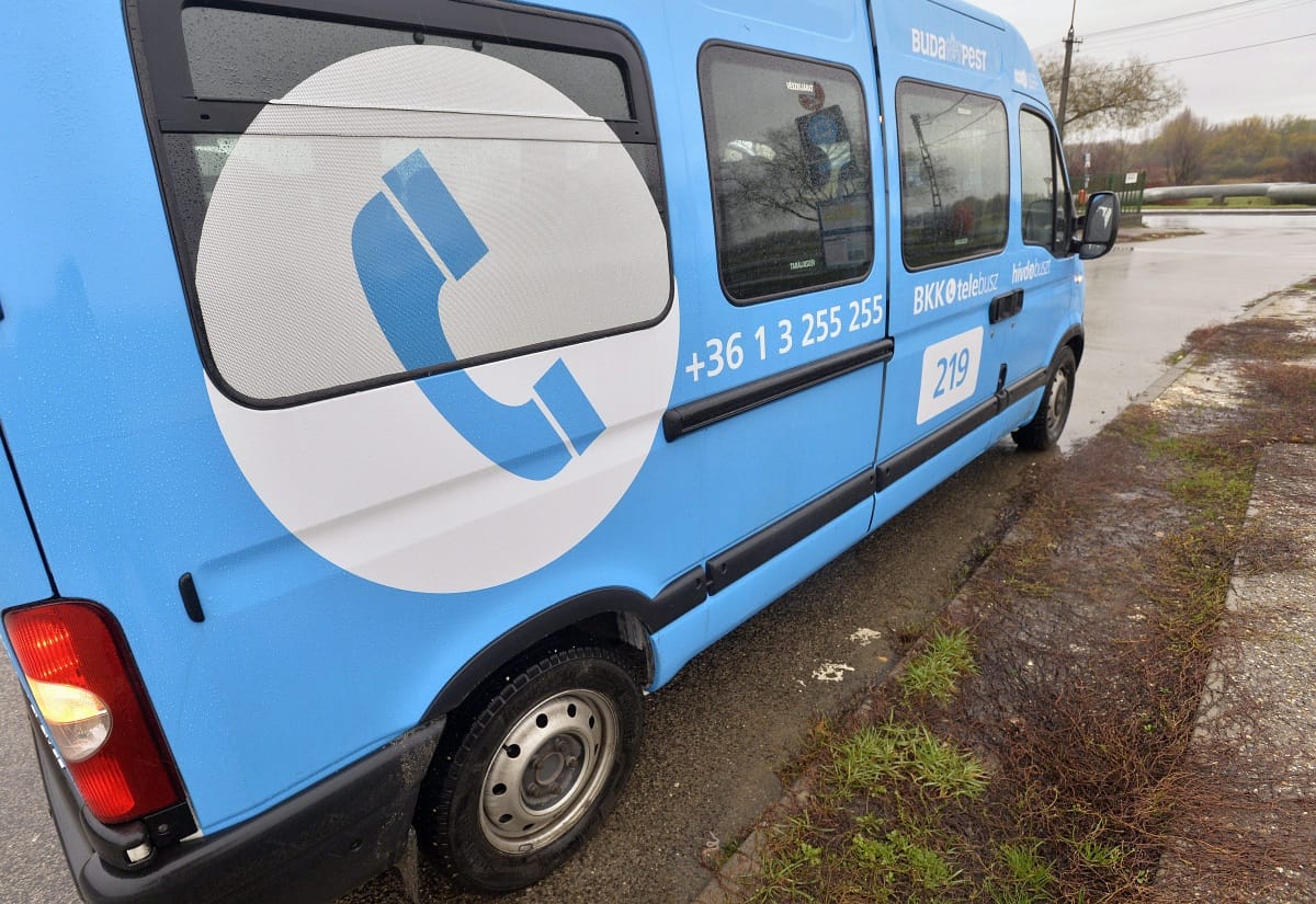 Uniós projekt keretében bárki rendelhet buszt neten a BKK-tól