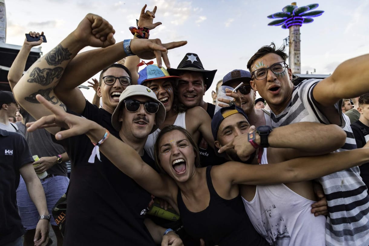 Szabadulna Zamárdi a Balaton Sound fesztiváltól, evezős buli lehet helyette