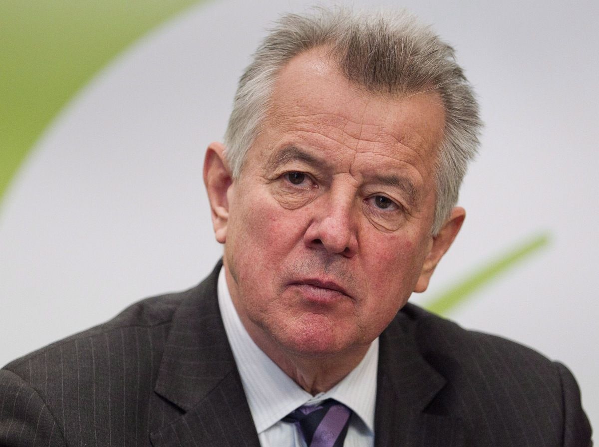 MSZP: Schmitt legalább egy saját oldalt mutasson be a doktoriból