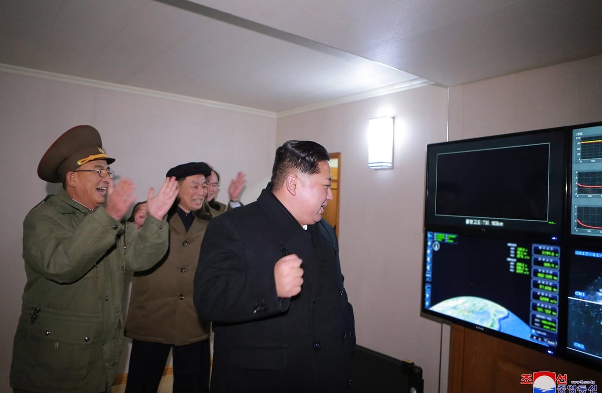 Japán szerint Észak-Korea csak időt akar nyerni, és folytatná atomprogramját