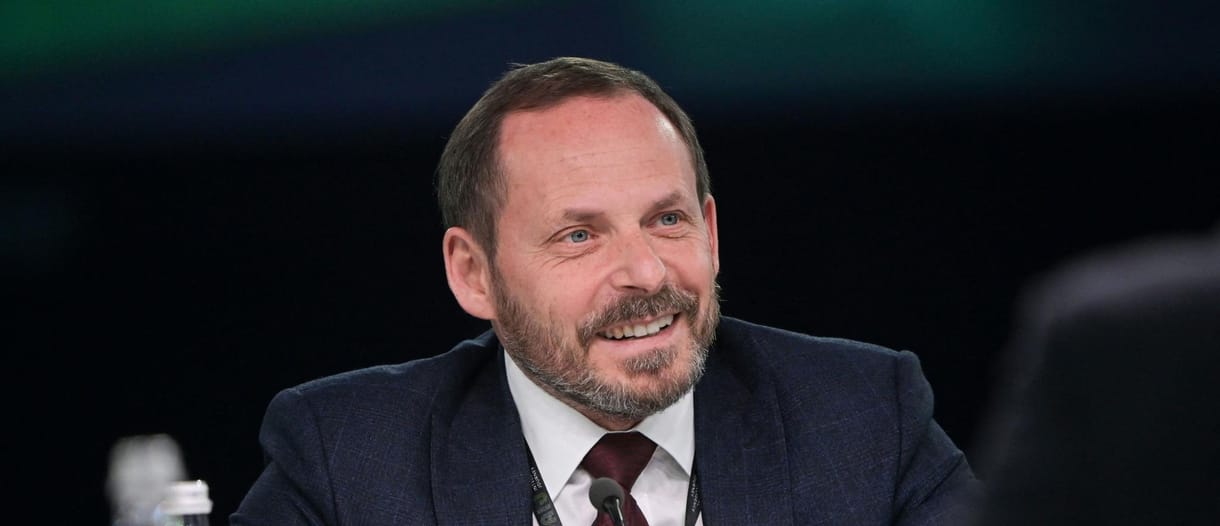 Maradhatnak az illegális házfoglalók az orosz oligarcha amszterdami villájában