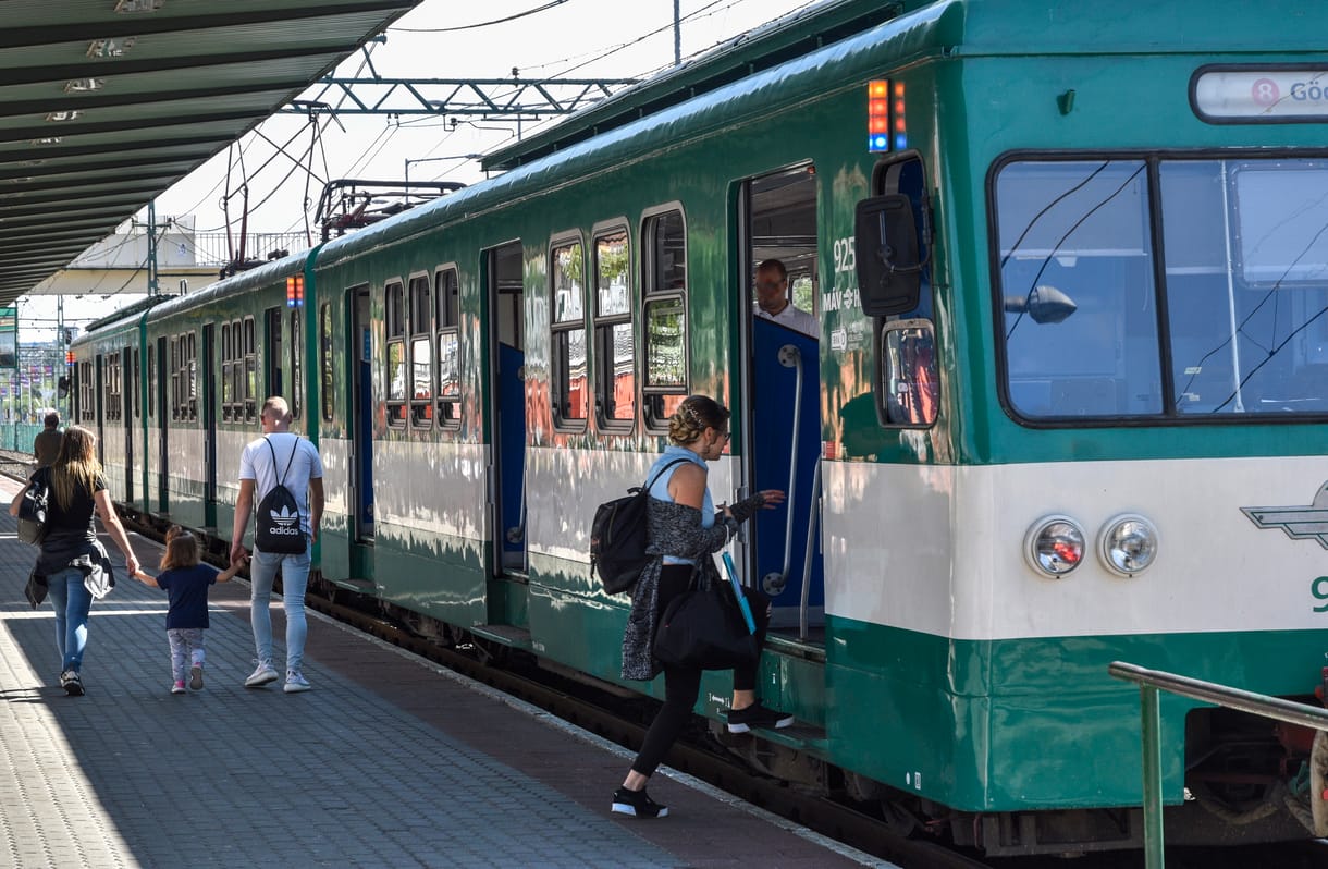 Több mint háromezer embert igazoltattak és 140-et állítottak elő a gödöllői HÉV vonalán július óta