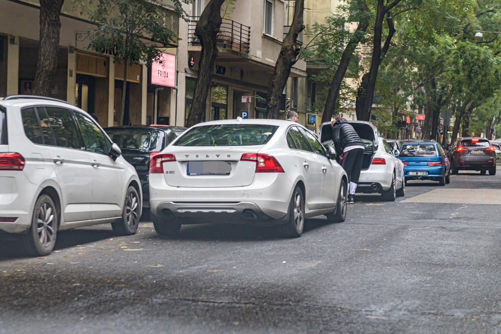 Győrben is ingyenes a parkolás, csak kerékbilincs jár érte
