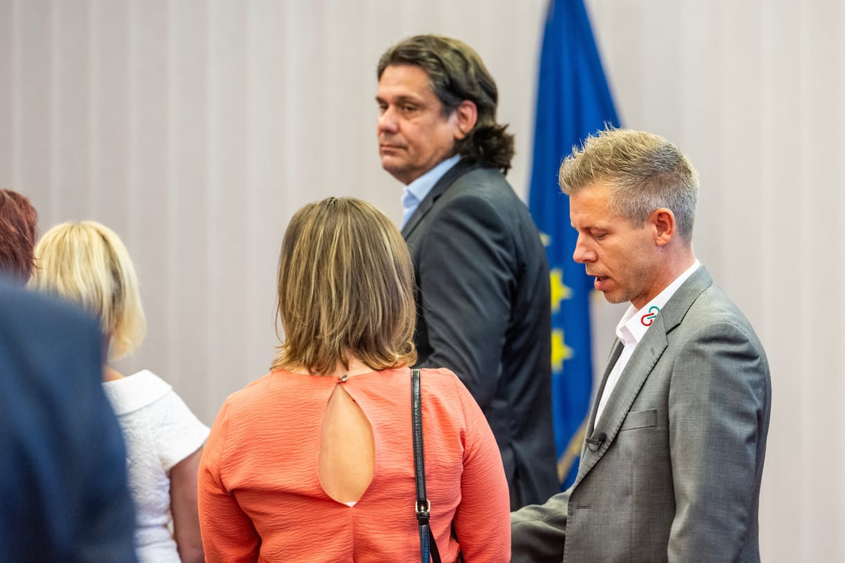 Magyar Péter feljelenti Deutsch Tamást