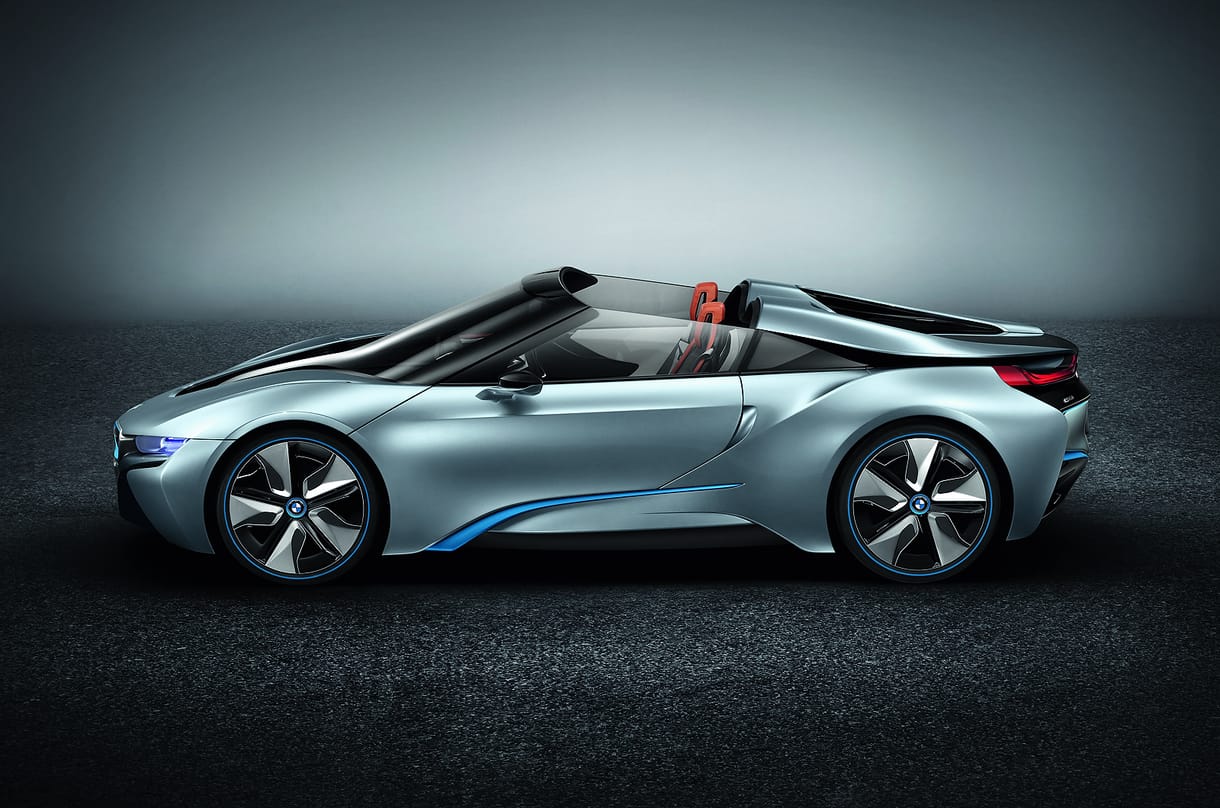 Kabrió is lesz a BMW i8-ból